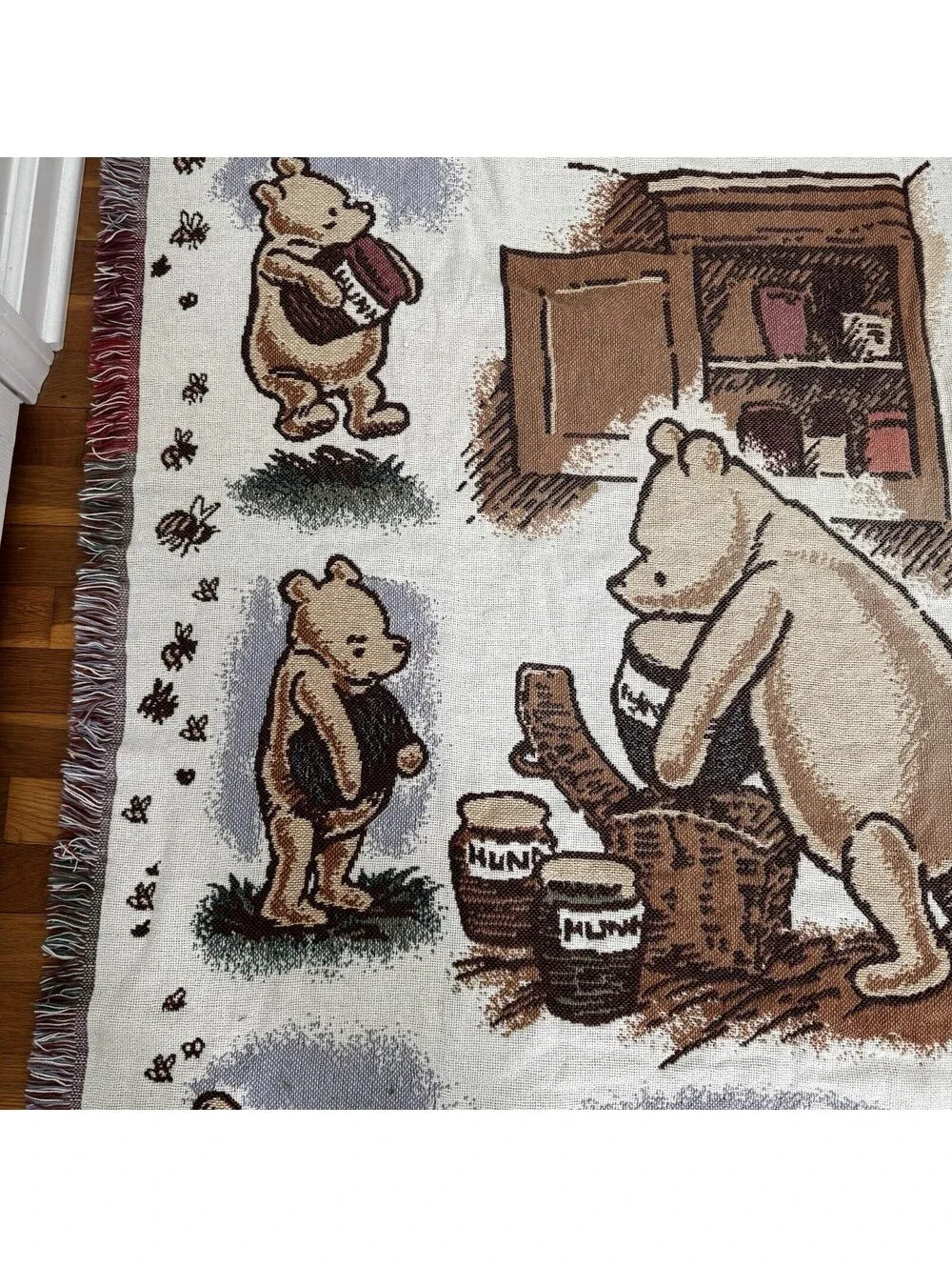 VTG Disney Classic Pooh Woven Tapestry Fringe Blanket Winnie the Pooh Hunny Pots